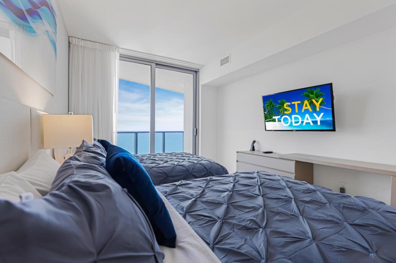 The Ultimate Resort - Beachfront 2 Bedroom Apartment With Direct Ocean View, Rooftop Pool, Hot Tub And Gym Голлівуд Екстер'єр фото