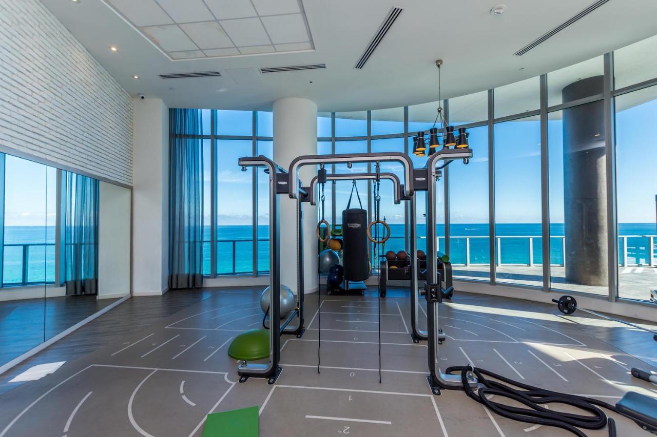 The Ultimate Resort - Beachfront 2 Bedroom Apartment With Direct Ocean View, Rooftop Pool, Hot Tub And Gym Голлівуд Екстер'єр фото
