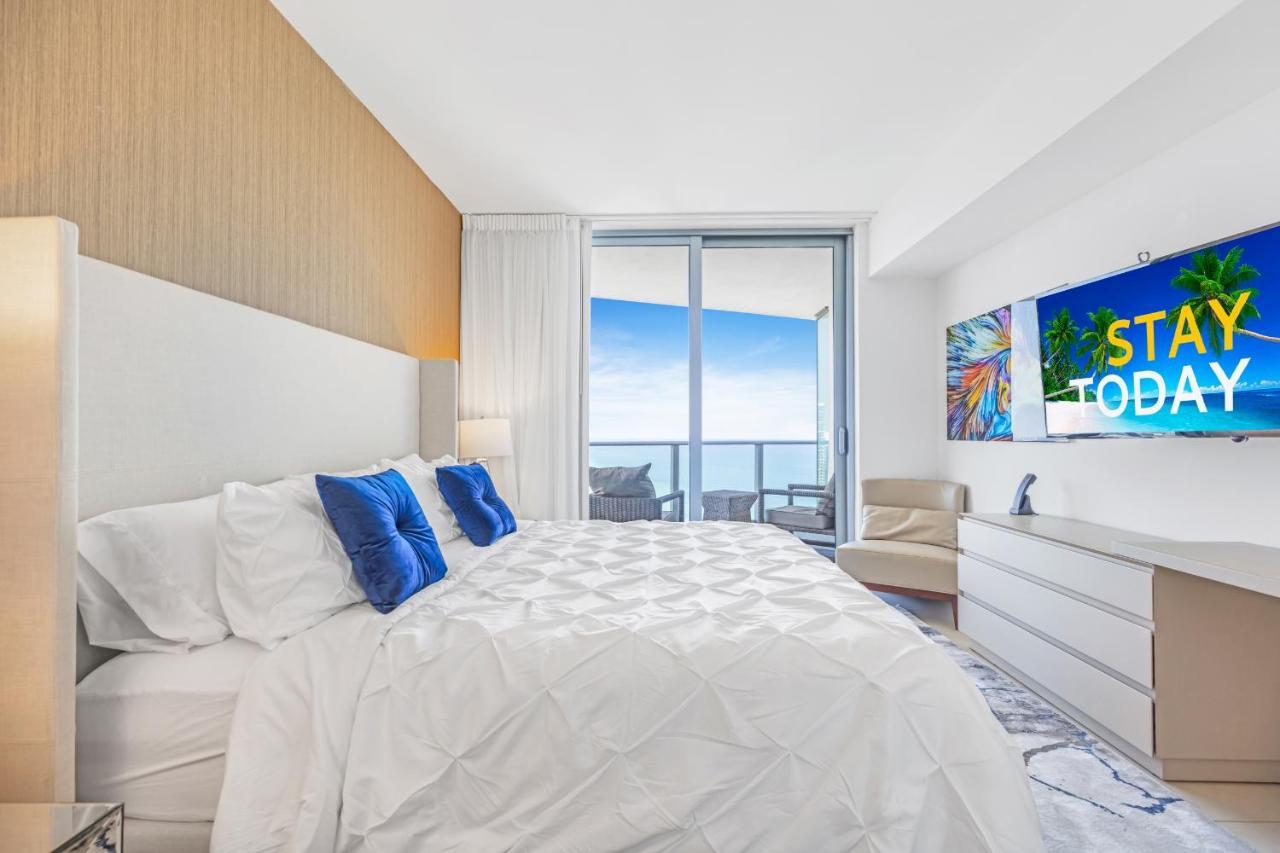 The Ultimate Resort - Beachfront 2 Bedroom Apartment With Direct Ocean View, Rooftop Pool, Hot Tub And Gym Голлівуд Екстер'єр фото